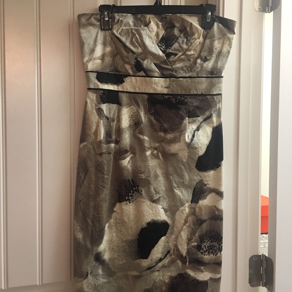 Strapless dress